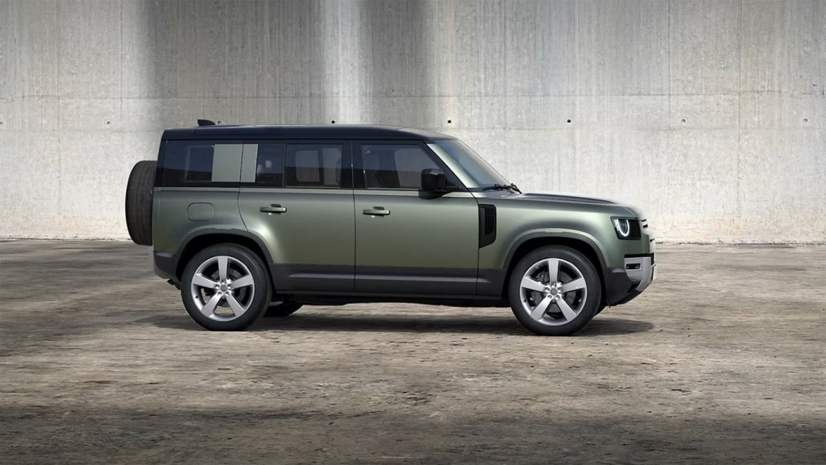 2.30 करोड़ में दमदार 626bhp वाली SUV: Land Rover Defender के शानदार फीचर्स देखिए