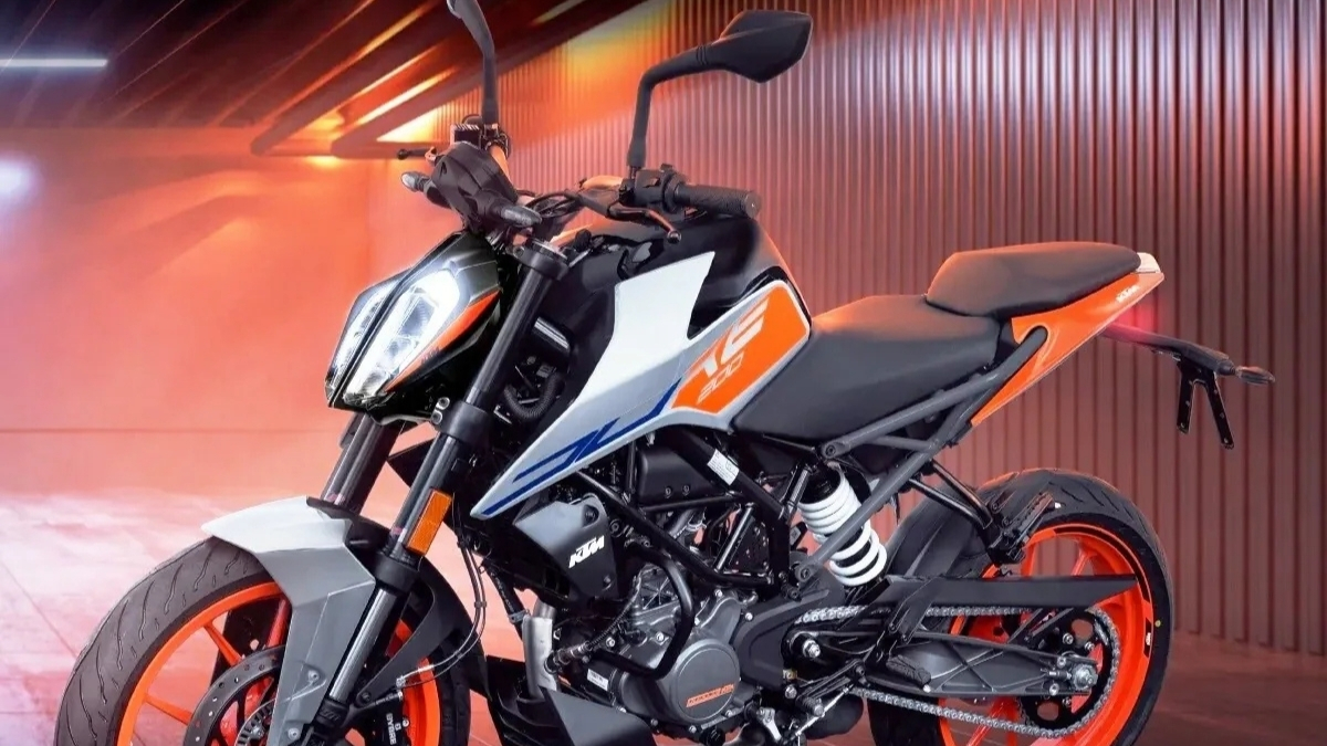KTM 200 Duke: 1.97 लाख में जबरदस्त 199cc पावर और TFT डिस्प्ले वाली बाइक
