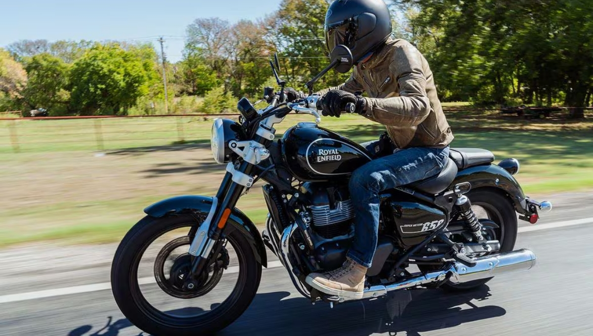 Royal enfield super meteor 650: 3.63 लाख में दमदार 648cc इंजन और LED हेडलाइट्स