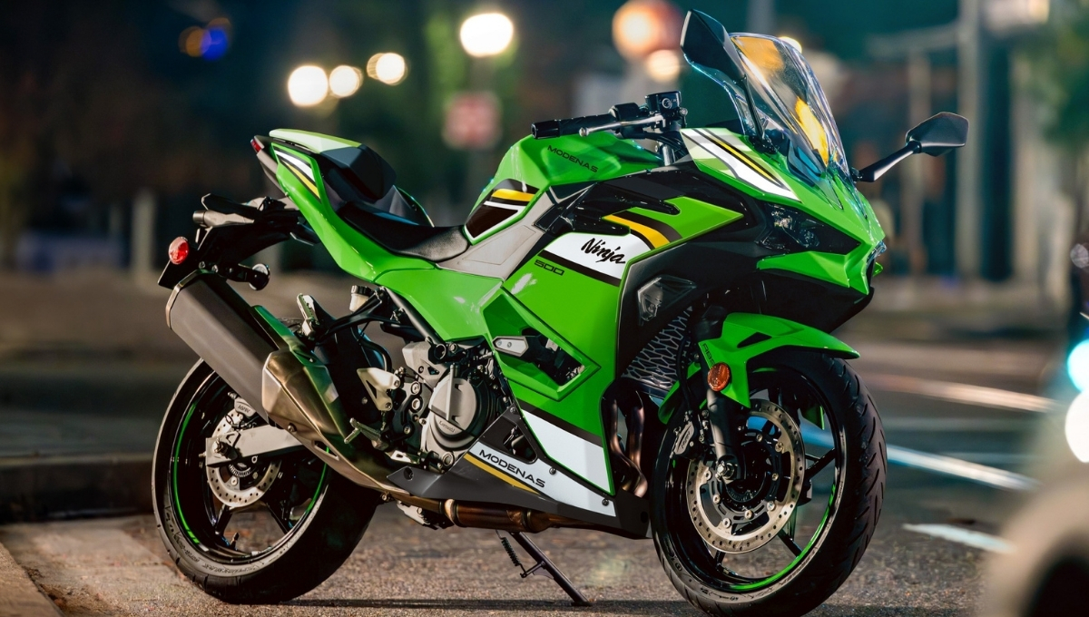 Kawasaki Ninja 500: सिर्फ 5.24 लाख में 190kmph की रफ्तार और 451cc का दम